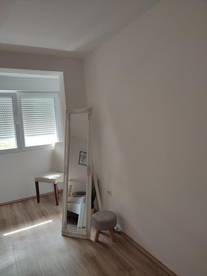 شقة Istrian House بريمونتيرا المظهر الخارجي الصورة