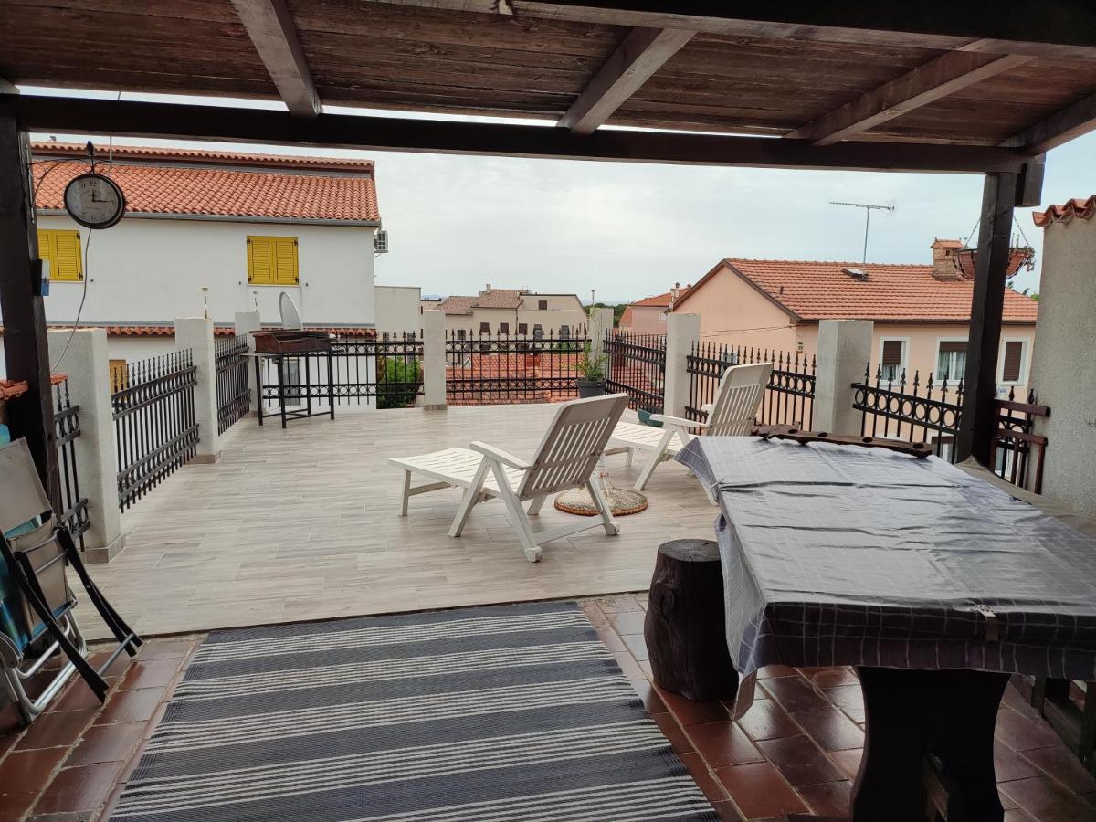 شقة Istrian House بريمونتيرا المظهر الخارجي الصورة